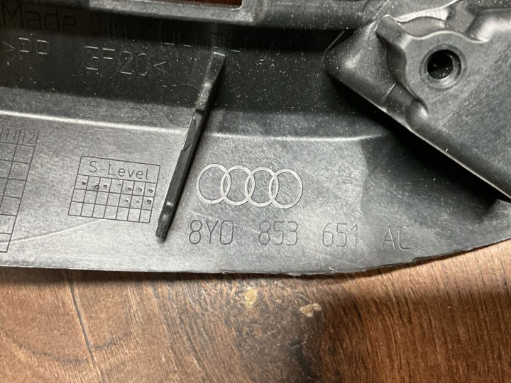 фото №13, Решётка радиатор решётка audi a3 рестайлинг 8y 24- 8y0853651ac