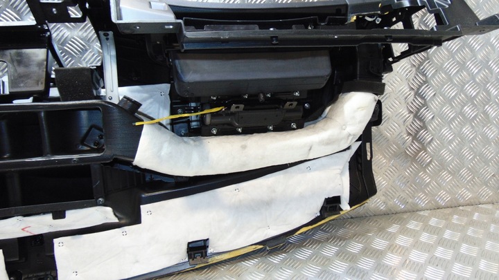 фото №7, Панель консоль подушки ремни hyundai h1 starex