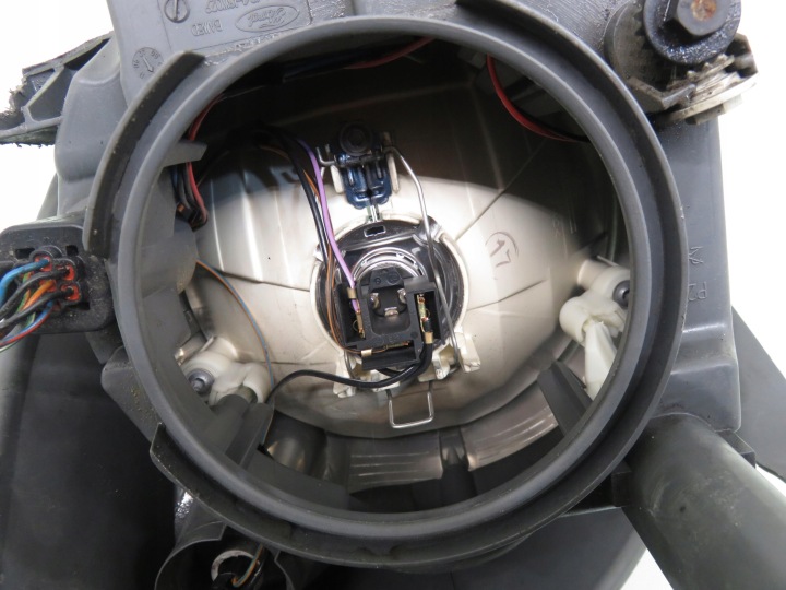 фото №6, Фара права передня ford fiesta mk5 v 0301224304 6s6113w029cd 6s6113w029