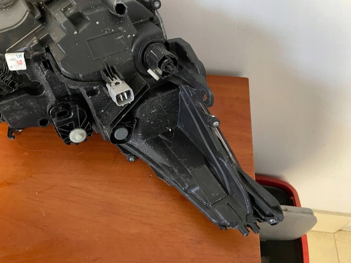 фото №15, Лампа передняя левая перед полный led toyota corolla e21 81150-02s60