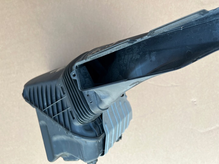 фото №12, Audi a6 a7 c7 4g рестайлинг 2,0 tdi фильтр воздуха труба направляющая комплект