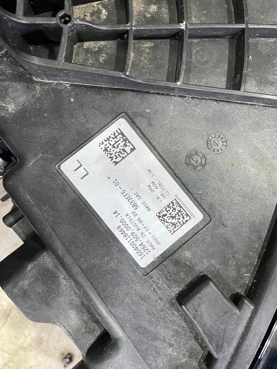 фото №15, Перед комплектний підсилювач лобове капот лампи bmw 7 g70 м-пакет 416