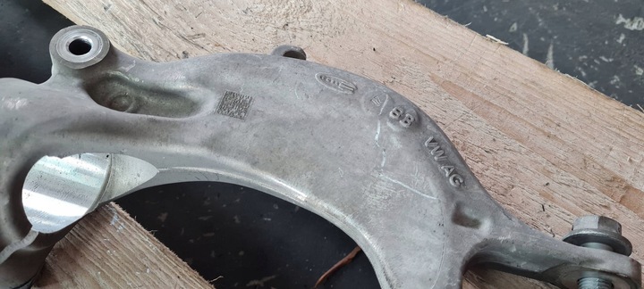 фото №11, Sq8 4m rsq8 q8 кріплення тримач widelec амортизатора праві 4m0413038h sq7