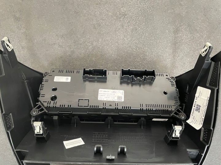 фото №5, Панель рамка туннеля fiesta mk8 h1bb-a045a17-a