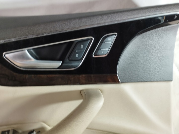 фото №11, Audi q7 2015-обшивки двері перед зад ліва права usa