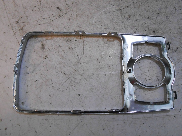 фото №7, Audi a6 c6 панель туннеля среднего молдинг хром 4f1864261