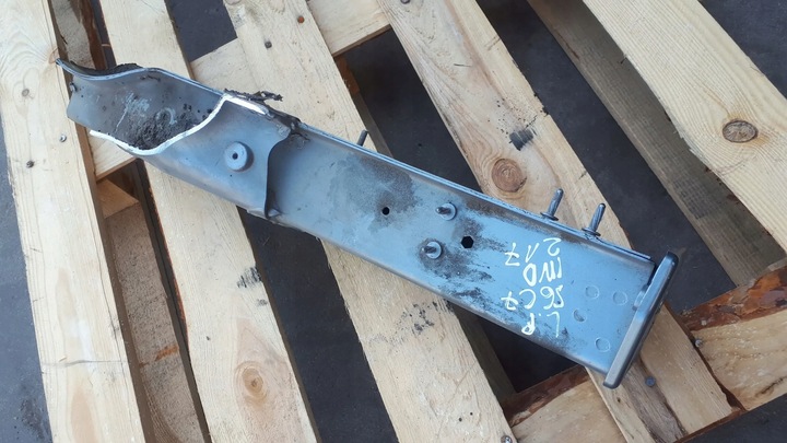 фото №1, A6 c7 4g лонжерон левая левый перед a7 4g