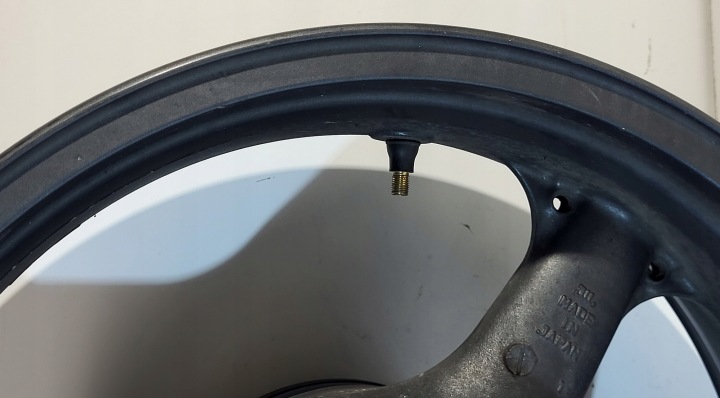 фото №7, Диск зад 17" x 5,50" kawasaki zr7 1999-2004r