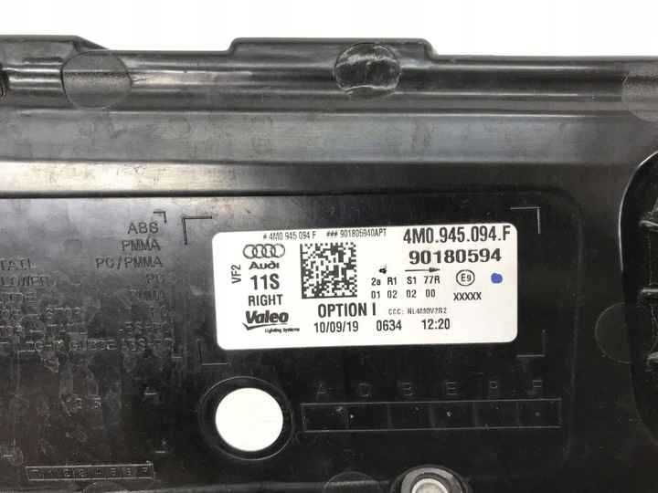 фото №13, Audi q7 4m 2018 права лампа задня 4m0945094f