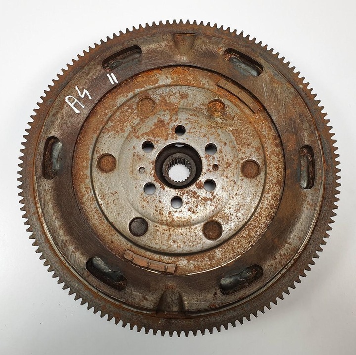 фото №1, Колесо маховики audi a4 b6 2.0 fsi 058105317f