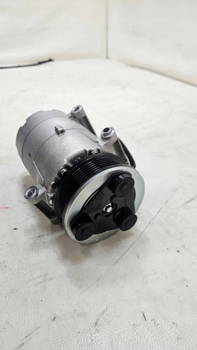 фото №7, Компрессор компрессор кондиционера ford range rover av61-19d629-dc