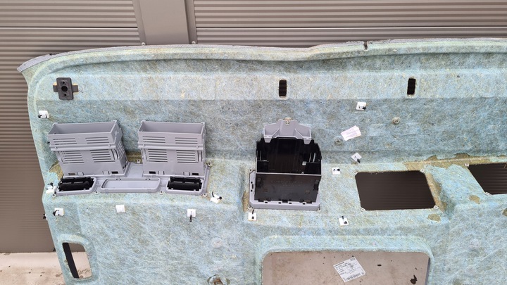 фото №6, Mercedes atego потолок обивка