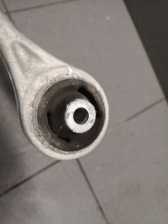 фото №8, Важіль верхній перед audi a8 d2 4d0407507g