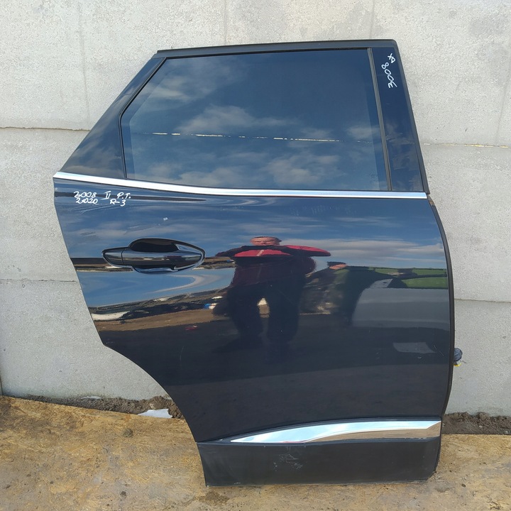 фото №1, Двері праві зад задні peugeot 3008 ii 2020