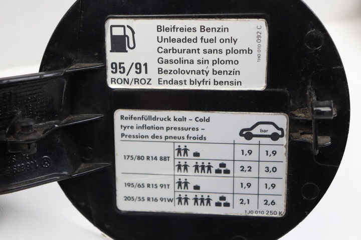 фото №6, Крышка заливка топлива vw golf iv 1j6809857d