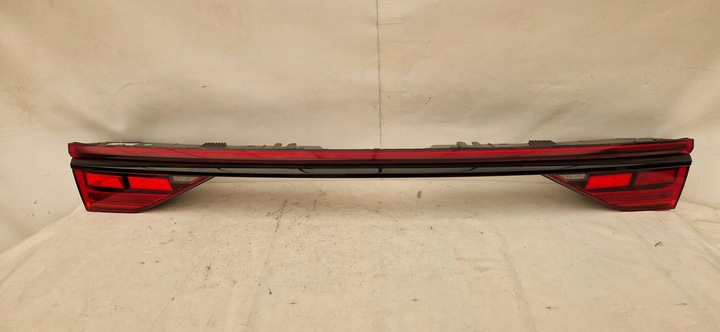 фото №1, Audi a8 d5 oled matrix накладка кришки зад