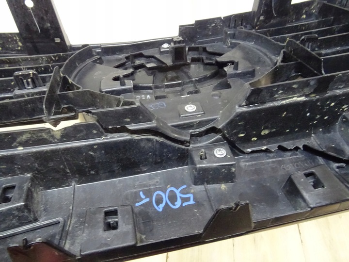 фото №13, Решітка решітка радіатора toyota hilux viii 8 рестайлінг 53100-0kk00 llu