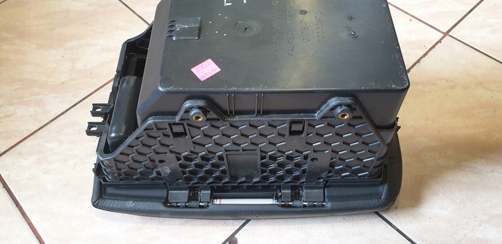 фото №8, Підлокітник середній чорна шкіра бардачок bmw x5 e70 x6 71 e71 оригінальний номер eu