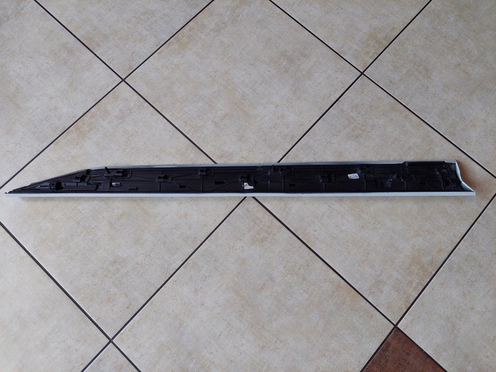 фото №14, Планка дверь - перед - skoda superb iii - 3v0