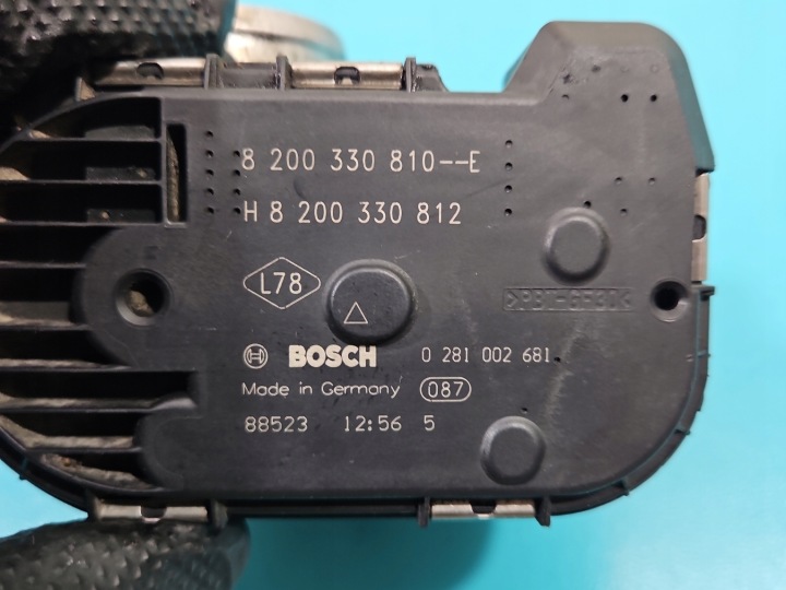 фото №7, Дросельна заслінка nissan x-trail ii t31 8200330810e 0281002681 2.0 dci