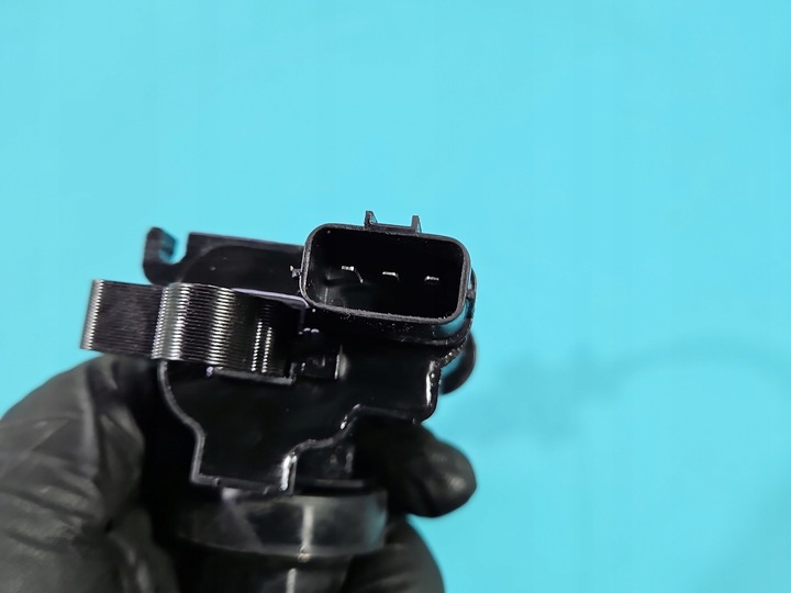 фото №7, Катушка зажигания mitsubishi outlander i gn10385 2.0 16v 2 szt