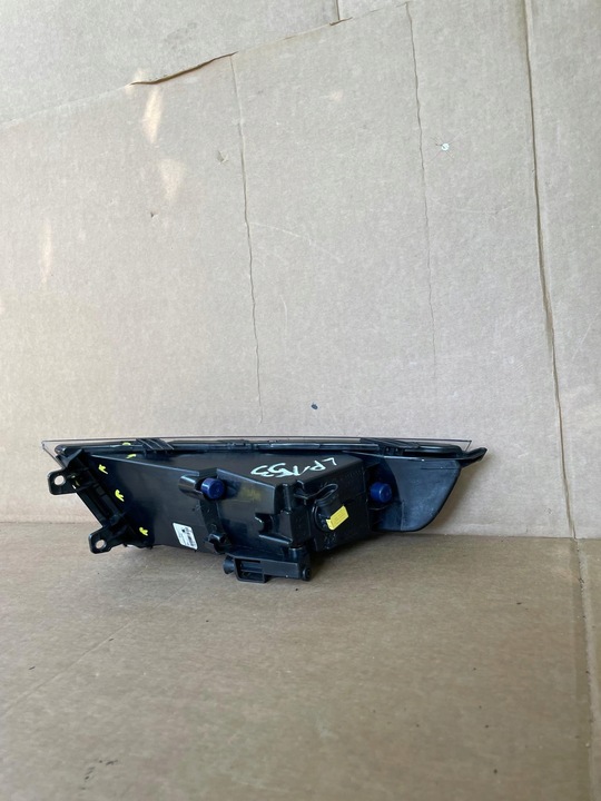 фото №9, Галоген левый перед переднее skoda fabia 3 iii 6v 6v0 14-18 r. 6v0941699