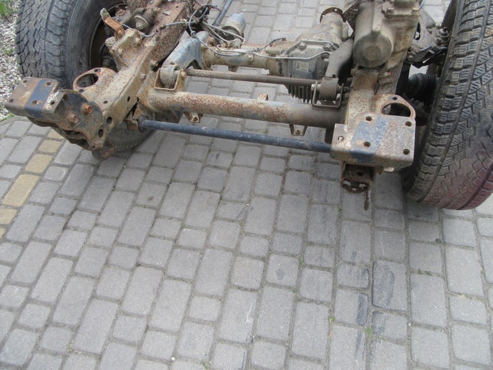 фото №13, Мосты мост перед зад рама ходовая часть mitsubishi pajero 2 3.0 v6 1995r. 4.636