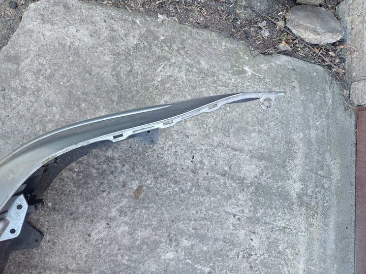 фото №10, Toyota avensis t25 06-08 рестайлінг бампер перед 1f8