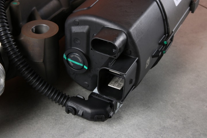 фото №8, Bmw i5 g60 g61 i7 g70 ix i20 актуатор амортизатор поворота hsr 8861499 1876 km!!