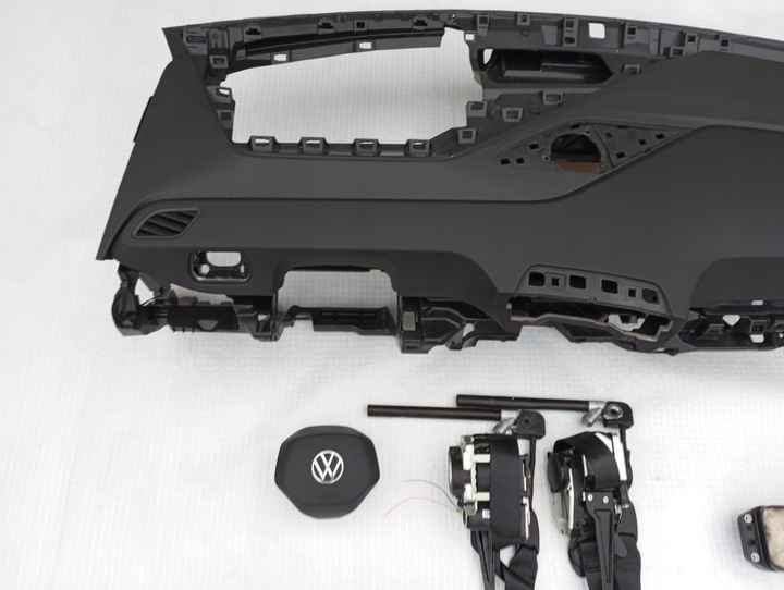 фото №6, Панель роздавальна консоль vw id3 капот id.3 2 подушка безпеки 2 ремені 2 натягувачі