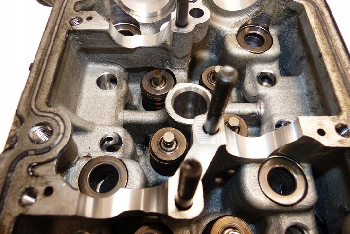 фото №8, Audi a8 d4 q7 4l cayenne s 4.2 tdi cds головка циліндрів ліва