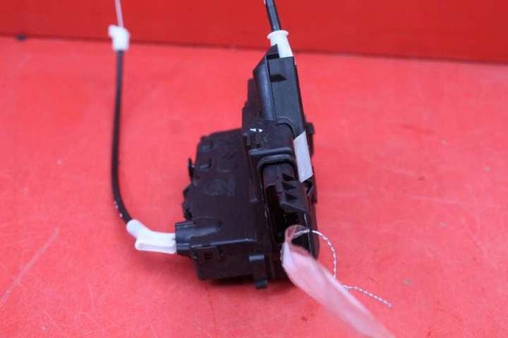 фото №4, Замок двері праві перед переднє eu a048069 citroen c5 ii x7 iii 08-17