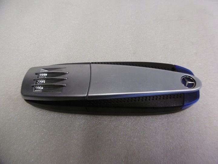 фото №1, Mercedes c-klasa w204 - модуль блютуз