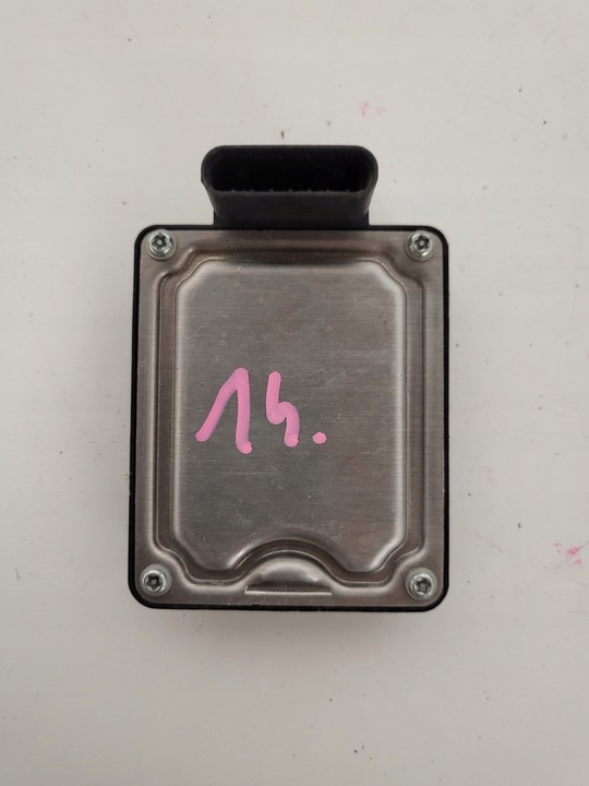 фото №1, Tesla 3 x s y радар модуль блок управления p1108647-00-d