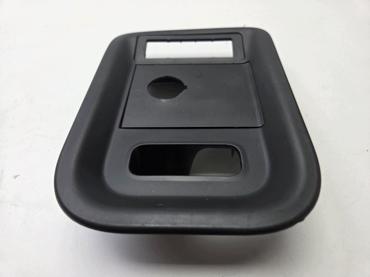 фото №6, Рамка захист лампочки багажника vw sharan ii 7n0867748 7n0867591 7n0867256