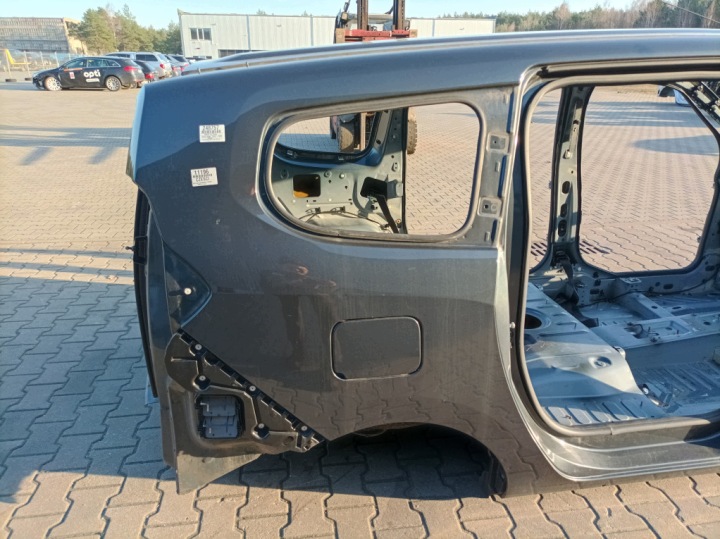 фото №5, Dacia lodgy i кузов стойки пороги пол tekna