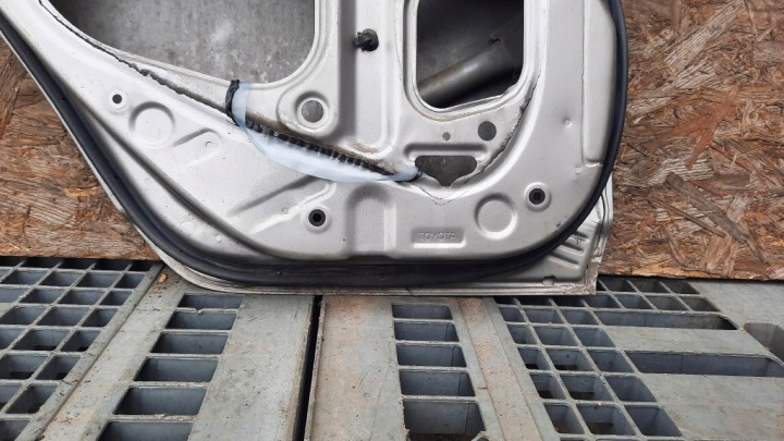 фото №15, Двері зад ліве toyota yaris i рестайлінг 1.4d 04r 1d2