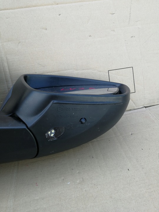 фото №6, Peugeot 308 ii t9 зеркало правые