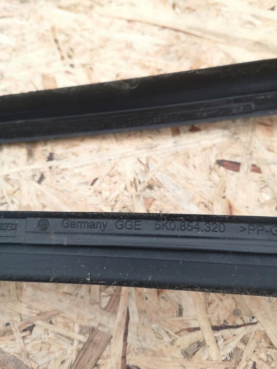 фото №9, Vw golf 6 vi планка скла лобовий 5k0854320 5k0854319