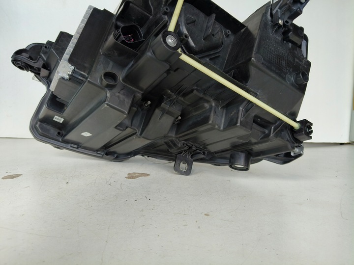 фото №8, Лампа правая фара audi q4 89a полный led matrix