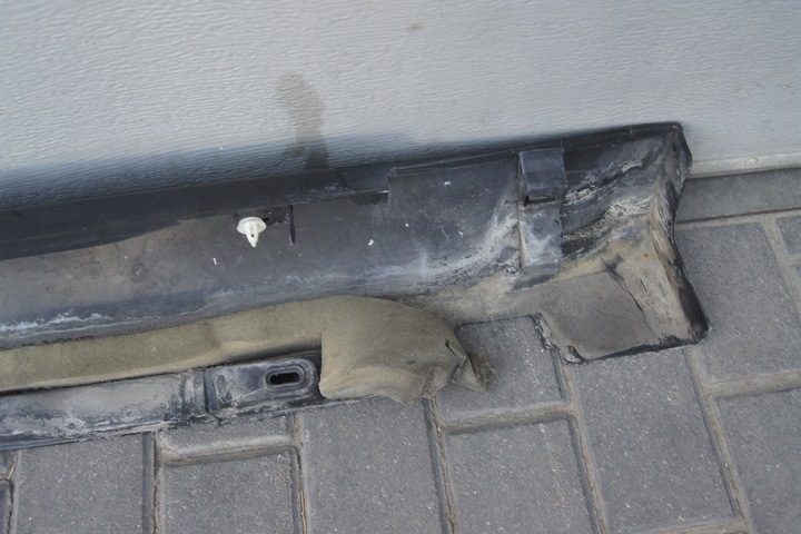 фото №11, Jaguar оригинальный номер 8x23-f10609-a накладка порог пороговая