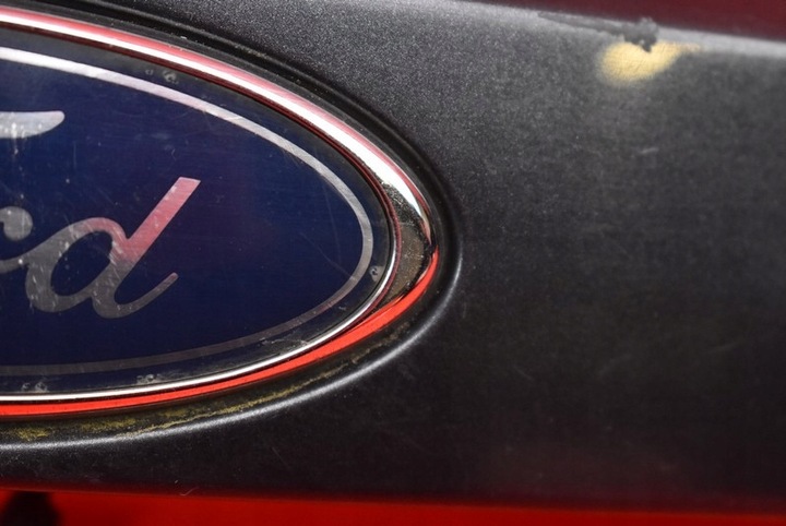 фото №6, Накладка кришки зад задня графітова 1s71-f43400-a ford mondeo mk3 sedan рестайлінг