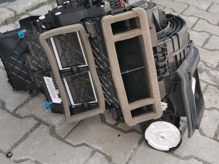 фото №6, Отопитель bv6n-19b555-ne ford focus mk3 hb 5d