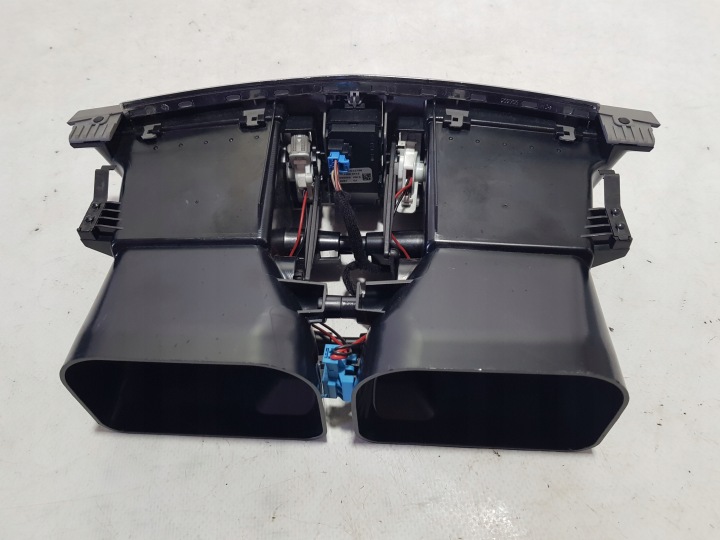фото №5, Mercedes w207 решітка ґрати повітропровід середня a2078300054