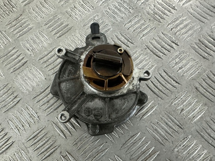 фото №8, Audi a6 c6 3.2 fsi насос вакуум 06e145100c