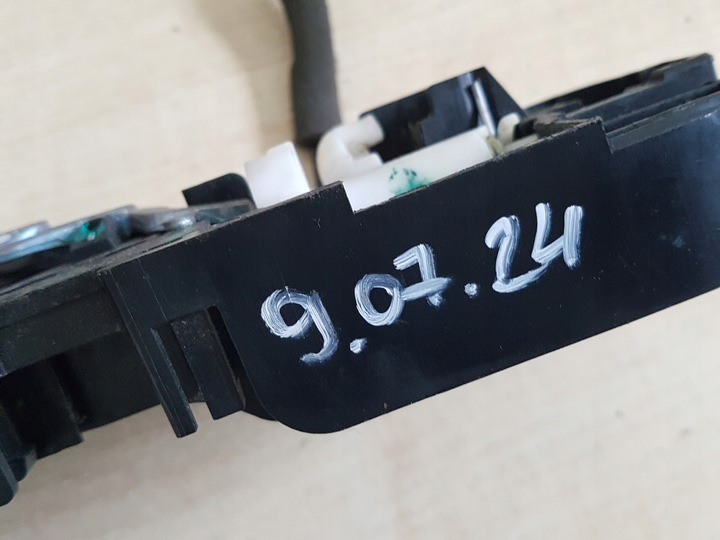 фото №10, Renault megane iii 3 направляюча кріплення ручка праві перед 80606004r