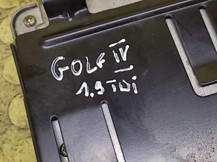 фото №5, Vw golf iv 1.9 tdi блок керування двигуном (ecu) 0281010091