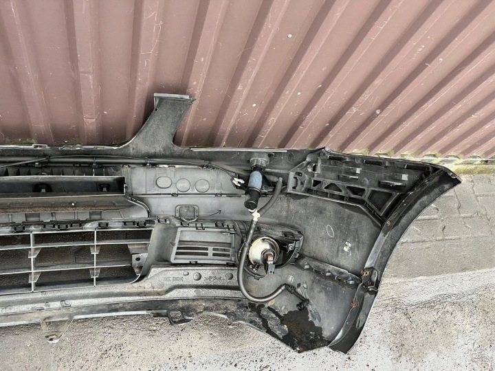 фото №13, Vw touran i 03-07r бампер перед передний распылители комплектный 1t0807221