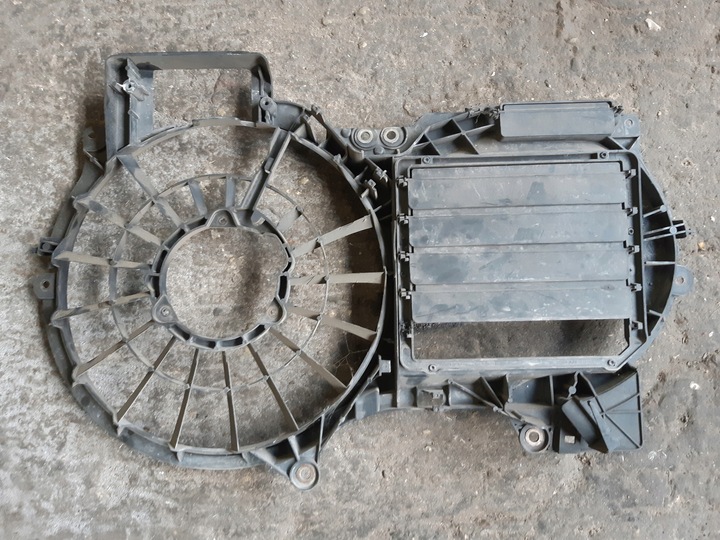фото №1, Audi a6 c6 2.0 tdi корпус рамка вентиляторов 4f0121003d