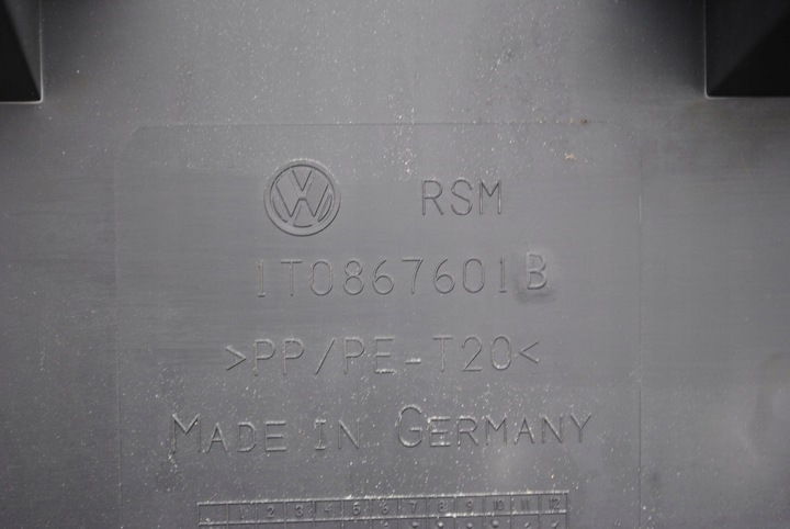 фото №8, Корпус обшивка боковина крышки багажника vw touran i